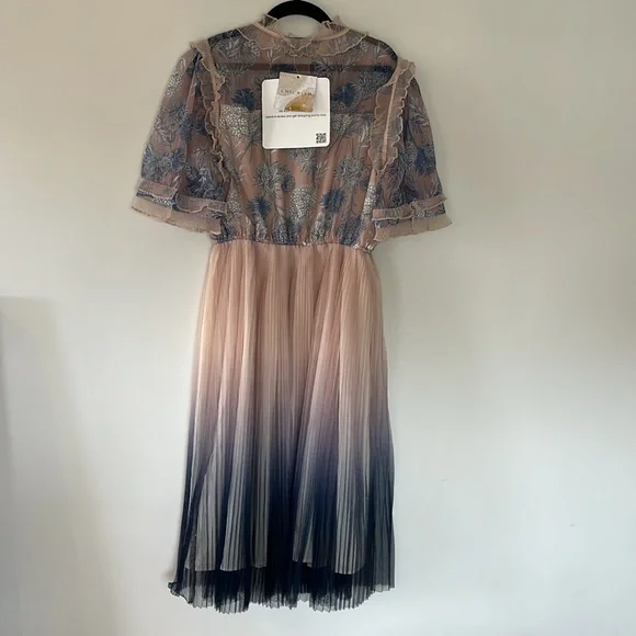 Chicwish- Floral Pleated Dress With Ruffle Detail - L - Picture 10 of 15